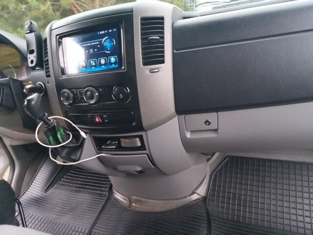 Білий Мерседес Sprinter, об'ємом двигуна 2.1 л та пробігом 564 тис. км за 14000 $, фото 1 на Automoto.ua