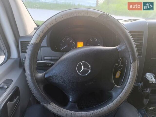 Білий Мерседес Sprinter, об'ємом двигуна 2.15 л та пробігом 577 тис. км за 8300 $, фото 6 на Automoto.ua