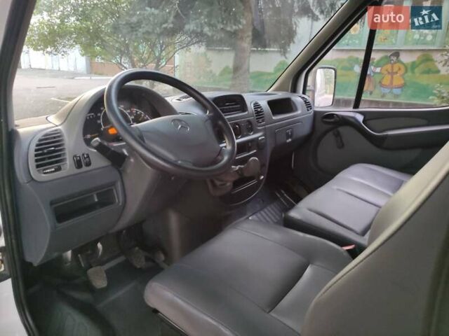 Белый Мерседес Sprinter, объемом двигателя 0 л и пробегом 277 тыс. км за 15300 $, фото 15 на Automoto.ua