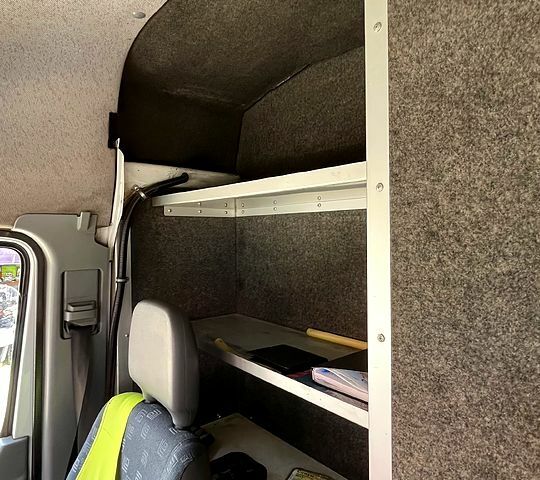 Білий Мерседес Sprinter, об'ємом двигуна 2.1 л та пробігом 360 тис. км за 14000 $, фото 4 на Automoto.ua