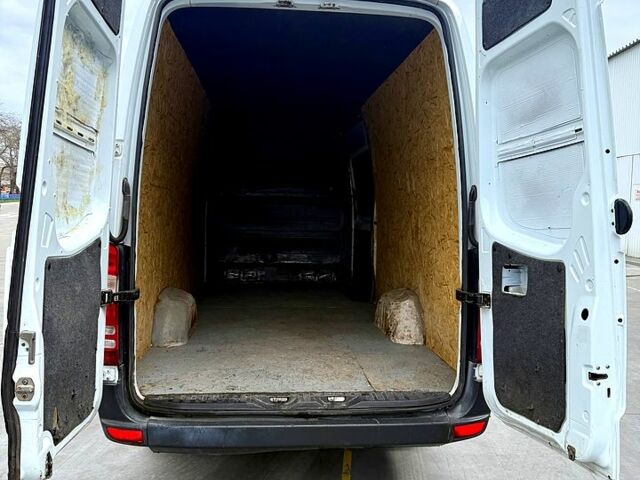 Белый Мерседес Sprinter, объемом двигателя 2.1 л и пробегом 0 тыс. км за 11200 $, фото 9 на Automoto.ua