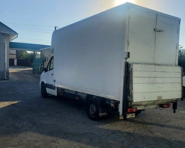 Белый Мерседес Sprinter, объемом двигателя 2.15 л и пробегом 300 тыс. км за 12100 $, фото 6 на Automoto.ua