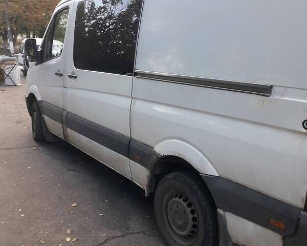 Белый Мерседес Sprinter, объемом двигателя 2.15 л и пробегом 300 тыс. км за 10000 $, фото 5 на Automoto.ua
