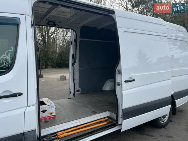 Білий Мерседес Sprinter, об'ємом двигуна 2.2 л та пробігом 378 тис. км за 11800 $, фото 15 на Automoto.ua