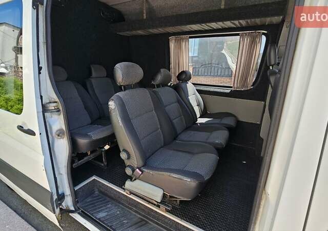 Белый Мерседес Sprinter, объемом двигателя 2.2 л и пробегом 360 тыс. км за 9100 $, фото 2 на Automoto.ua