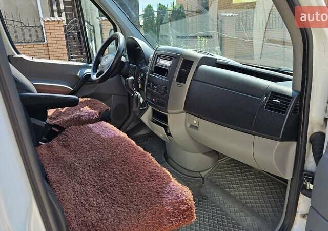 Белый Мерседес Sprinter, объемом двигателя 2.2 л и пробегом 360 тыс. км за 9100 $, фото 13 на Automoto.ua