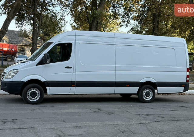 Білий Мерседес Sprinter, об'ємом двигуна 2.2 л та пробігом 350 тис. км за 11500 $, фото 4 на Automoto.ua