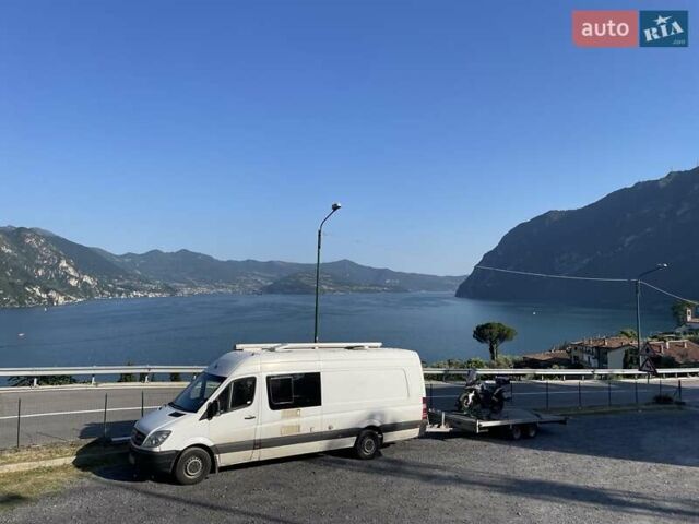 Белый Мерседес Sprinter, объемом двигателя 2.99 л и пробегом 470 тыс. км за 19999 $, фото 2 на Automoto.ua