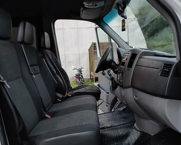 Белый Мерседес Sprinter, объемом двигателя 2.15 л и пробегом 360 тыс. км за 8500 $, фото 22 на Automoto.ua