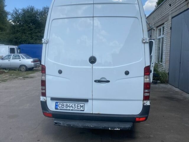 Белый Мерседес Sprinter, объемом двигателя 2.1 л и пробегом 360 тыс. км за 12000 $, фото 5 на Automoto.ua