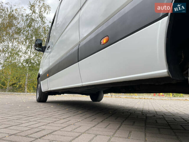 Белый Мерседес Sprinter, объемом двигателя 2.2 л и пробегом 350 тыс. км за 10999 $, фото 20 на Automoto.ua