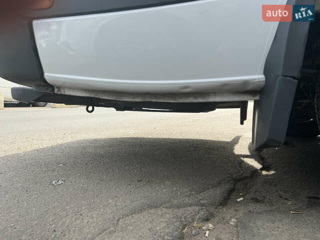 Білий Мерседес Sprinter, об'ємом двигуна 2.2 л та пробігом 378 тис. км за 11800 $, фото 33 на Automoto.ua
