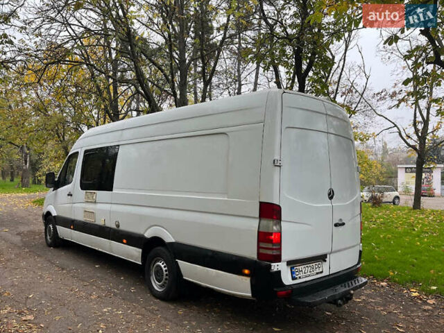 Белый Мерседес Sprinter, объемом двигателя 2.99 л и пробегом 470 тыс. км за 19999 $, фото 12 на Automoto.ua