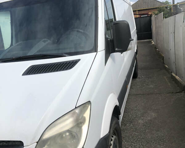 Белый Мерседес Sprinter, объемом двигателя 2.15 л и пробегом 504 тыс. км за 10800 $, фото 6 на Automoto.ua