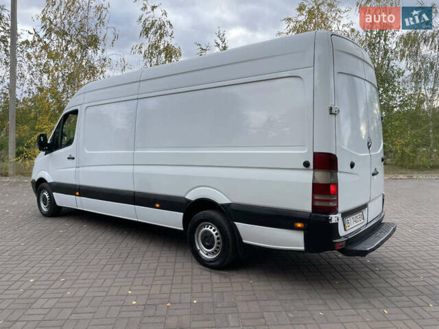 Белый Мерседес Sprinter, объемом двигателя 2.2 л и пробегом 350 тыс. км за 10999 $, фото 7 на Automoto.ua