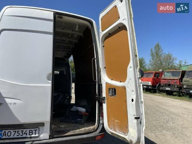 Белый Мерседес Sprinter, объемом двигателя 2.15 л и пробегом 300 тыс. км за 3999 $, фото 9 на Automoto.ua