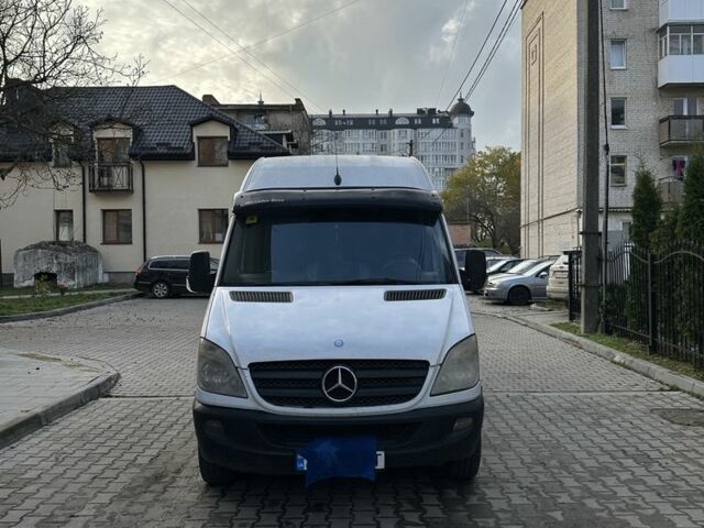 Білий Мерседес Sprinter, об'ємом двигуна 2.2 л та пробігом 580 тис. км за 9500 $, фото 5 на Automoto.ua