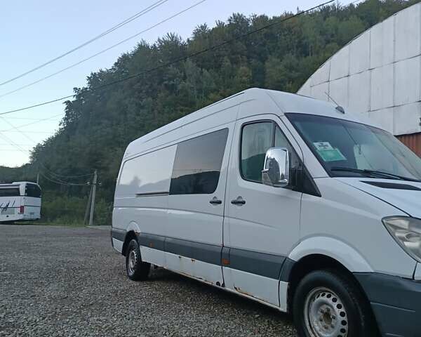 Белый Мерседес Sprinter, объемом двигателя 2.15 л и пробегом 360 тыс. км за 8500 $, фото 79 на Automoto.ua