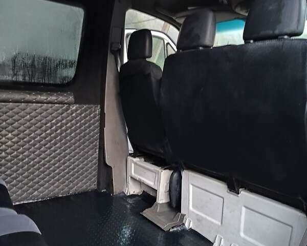 Белый Мерседес Sprinter, объемом двигателя 2.15 л и пробегом 360 тыс. км за 8500 $, фото 43 на Automoto.ua