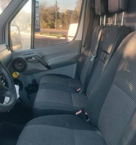 Белый Мерседес Sprinter, объемом двигателя 2.1 л и пробегом 359 тыс. км за 11900 $, фото 7 на Automoto.ua
