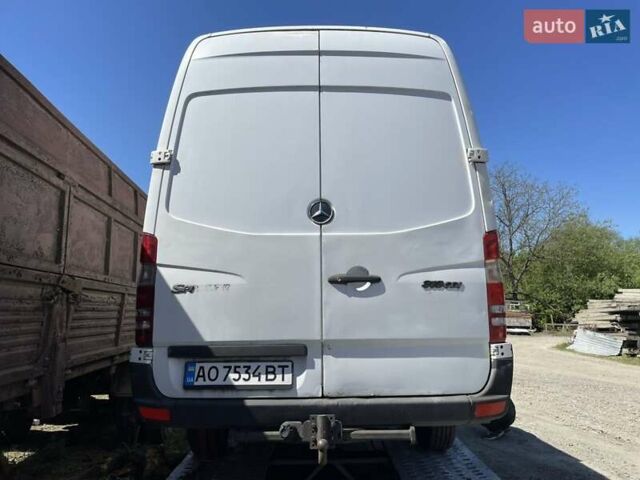 Белый Мерседес Sprinter, объемом двигателя 2.15 л и пробегом 300 тыс. км за 3999 $, фото 15 на Automoto.ua