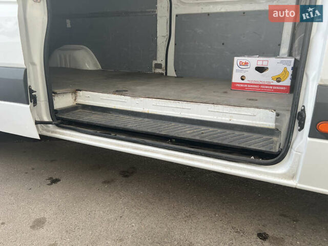 Білий Мерседес Sprinter, об'ємом двигуна 2.2 л та пробігом 378 тис. км за 11800 $, фото 43 на Automoto.ua