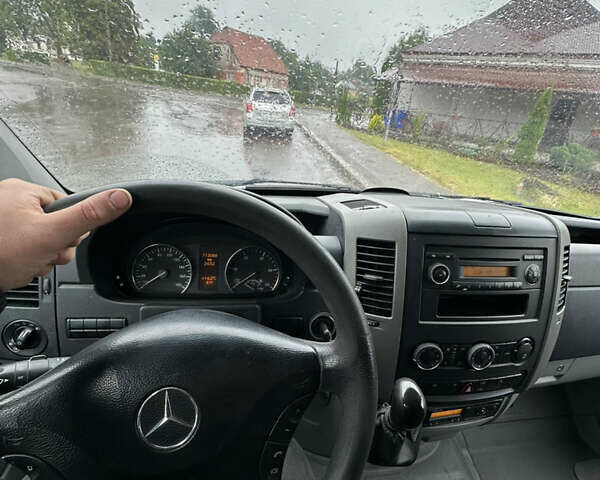 Білий Мерседес Sprinter, об'ємом двигуна 2.2 л та пробігом 446 тис. км за 14999 $, фото 11 на Automoto.ua