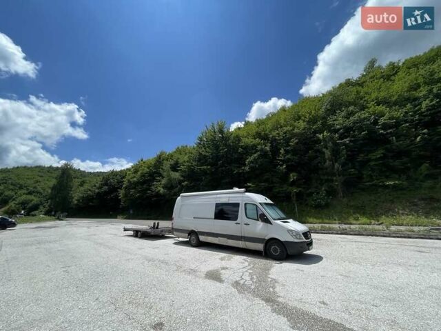Белый Мерседес Sprinter, объемом двигателя 2.99 л и пробегом 470 тыс. км за 19999 $, фото 6 на Automoto.ua