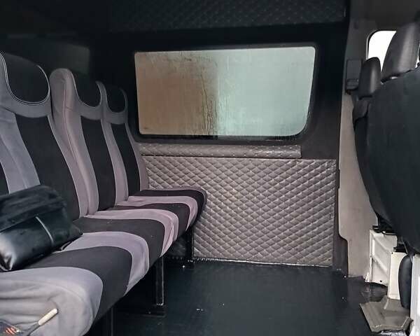 Белый Мерседес Sprinter, объемом двигателя 2.15 л и пробегом 360 тыс. км за 8500 $, фото 19 на Automoto.ua