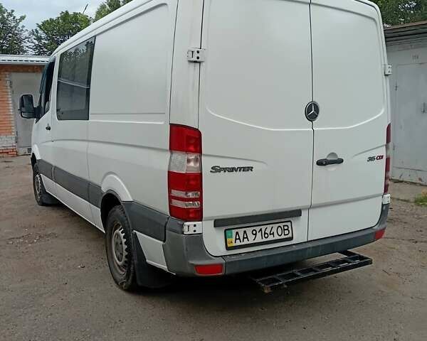 Білий Мерседес Sprinter, об'ємом двигуна 2.15 л та пробігом 518 тис. км за 9400 $, фото 11 на Automoto.ua