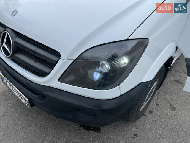 Білий Мерседес Sprinter, об'ємом двигуна 2.2 л та пробігом 378 тис. км за 11800 $, фото 27 на Automoto.ua