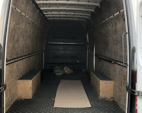 Белый Мерседес Sprinter, объемом двигателя 2.15 л и пробегом 504 тыс. км за 10800 $, фото 9 на Automoto.ua