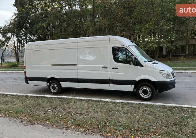 Білий Мерседес Sprinter, об'ємом двигуна 2.2 л та пробігом 350 тис. км за 11500 $, фото 1 на Automoto.ua
