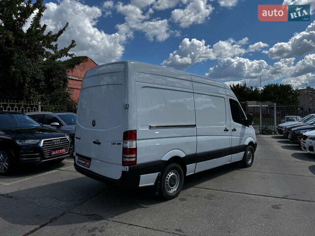 Белый Мерседес Sprinter, объемом двигателя 2.2 л и пробегом 490 тыс. км за 10430 $, фото 5 на Automoto.ua