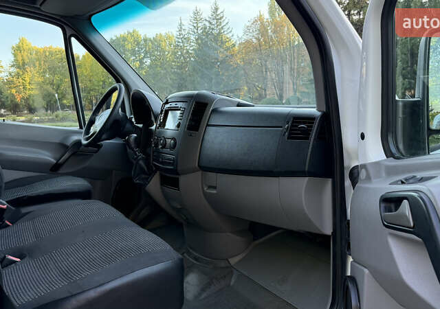 Білий Мерседес Sprinter, об'ємом двигуна 2.2 л та пробігом 350 тис. км за 11500 $, фото 7 на Automoto.ua