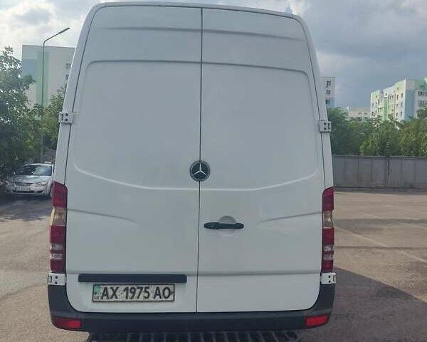 Белый Мерседес Sprinter, объемом двигателя 2.15 л и пробегом 434 тыс. км за 10500 $, фото 8 на Automoto.ua
