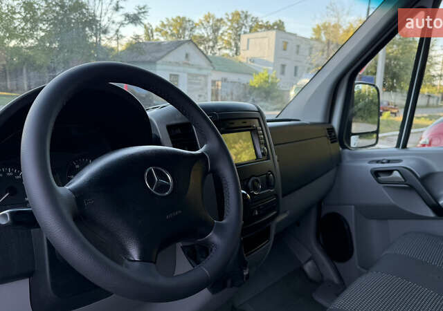 Білий Мерседес Sprinter, об'ємом двигуна 2.2 л та пробігом 350 тис. км за 11500 $, фото 6 на Automoto.ua