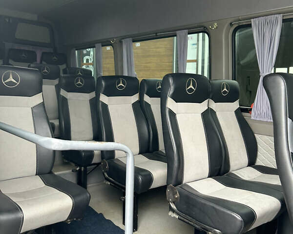 Белый Мерседес Sprinter, объемом двигателя 0 л и пробегом 350 тыс. км за 23500 $, фото 11 на Automoto.ua