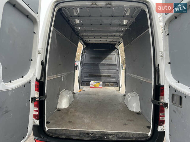 Білий Мерседес Sprinter, об'ємом двигуна 2.2 л та пробігом 378 тис. км за 11800 $, фото 16 на Automoto.ua