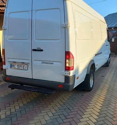 Белый Мерседес Sprinter, объемом двигателя 2.7 л и пробегом 385 тыс. км за 19800 $, фото 14 на Automoto.ua