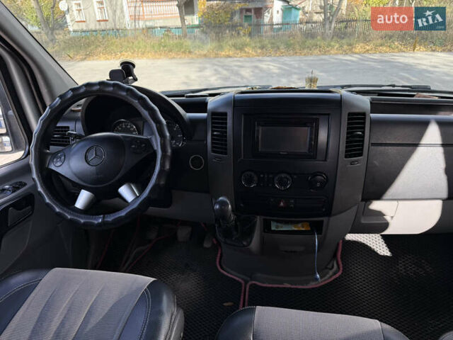 Белый Мерседес Sprinter, объемом двигателя 2.99 л и пробегом 333 тыс. км за 16900 $, фото 21 на Automoto.ua