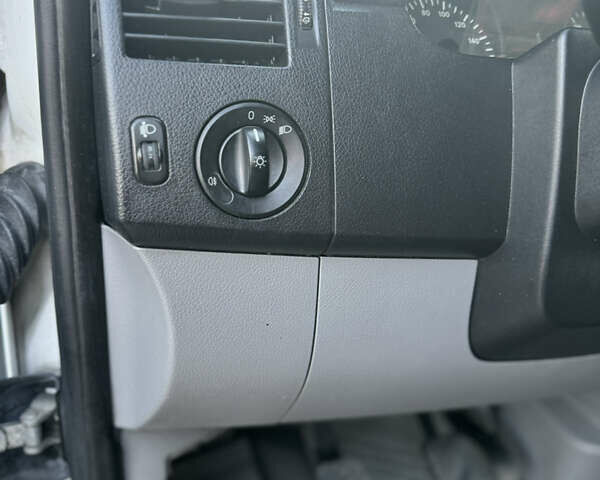 Белый Мерседес Sprinter, объемом двигателя 2.99 л и пробегом 564 тыс. км за 15500 $, фото 16 на Automoto.ua