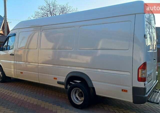Белый Мерседес Sprinter, объемом двигателя 2.7 л и пробегом 385 тыс. км за 19800 $, фото 10 на Automoto.ua
