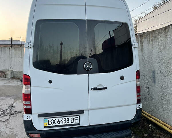 Білий Мерседес Sprinter, об'ємом двигуна 0 л та пробігом 684 тис. км за 8200 $, фото 3 на Automoto.ua