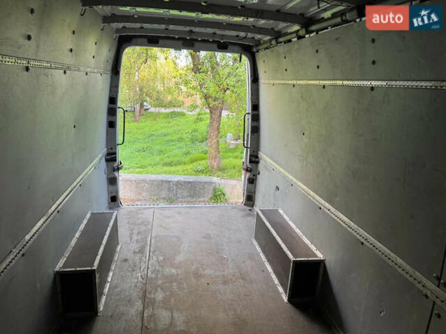 Білий Мерседес Sprinter, об'ємом двигуна 3 л та пробігом 600 тис. км за 13500 $, фото 15 на Automoto.ua