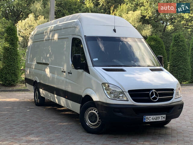 Белый Мерседес Sprinter, объемом двигателя 2.15 л и пробегом 620 тыс. км за 15999 $, фото 8 на Automoto.ua