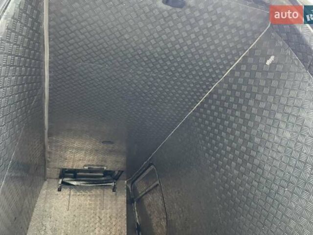 Білий Мерседес Sprinter, об'ємом двигуна 2.87 л та пробігом 340 тис. км за 7500 $, фото 17 на Automoto.ua