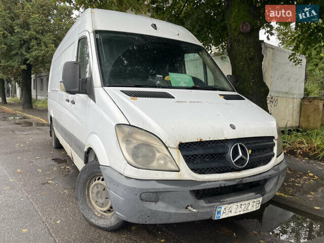 Білий Мерседес Sprinter, об'ємом двигуна 2.87 л та пробігом 444 тис. км за 7500 $, фото 1 на Automoto.ua
