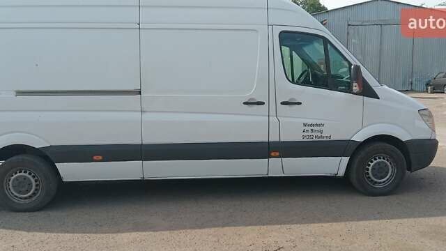 Белый Мерседес Sprinter, объемом двигателя 2.15 л и пробегом 475 тыс. км за 10500 $, фото 10 на Automoto.ua