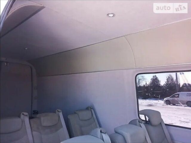 Белый Мерседес Sprinter, объемом двигателя 3 л и пробегом 600 тыс. км за 17500 $, фото 2 на Automoto.ua